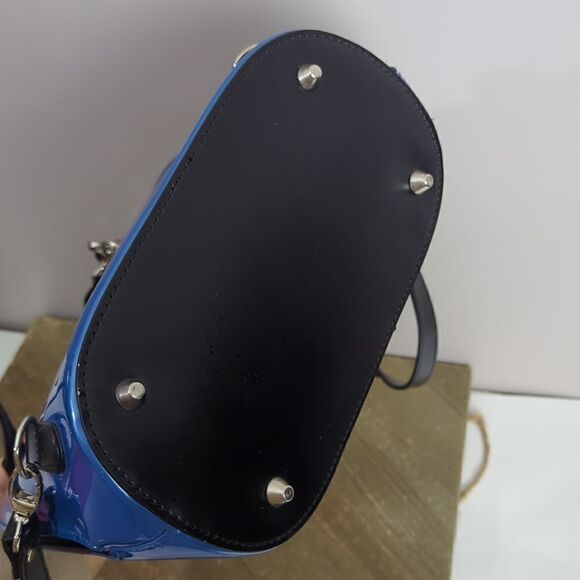 NWT Beijo shiny patent leather" backpack blue and black - Picture 7 of 8